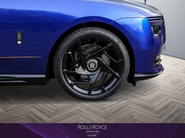 Rolls-Royce Spectre BLACK BADGE