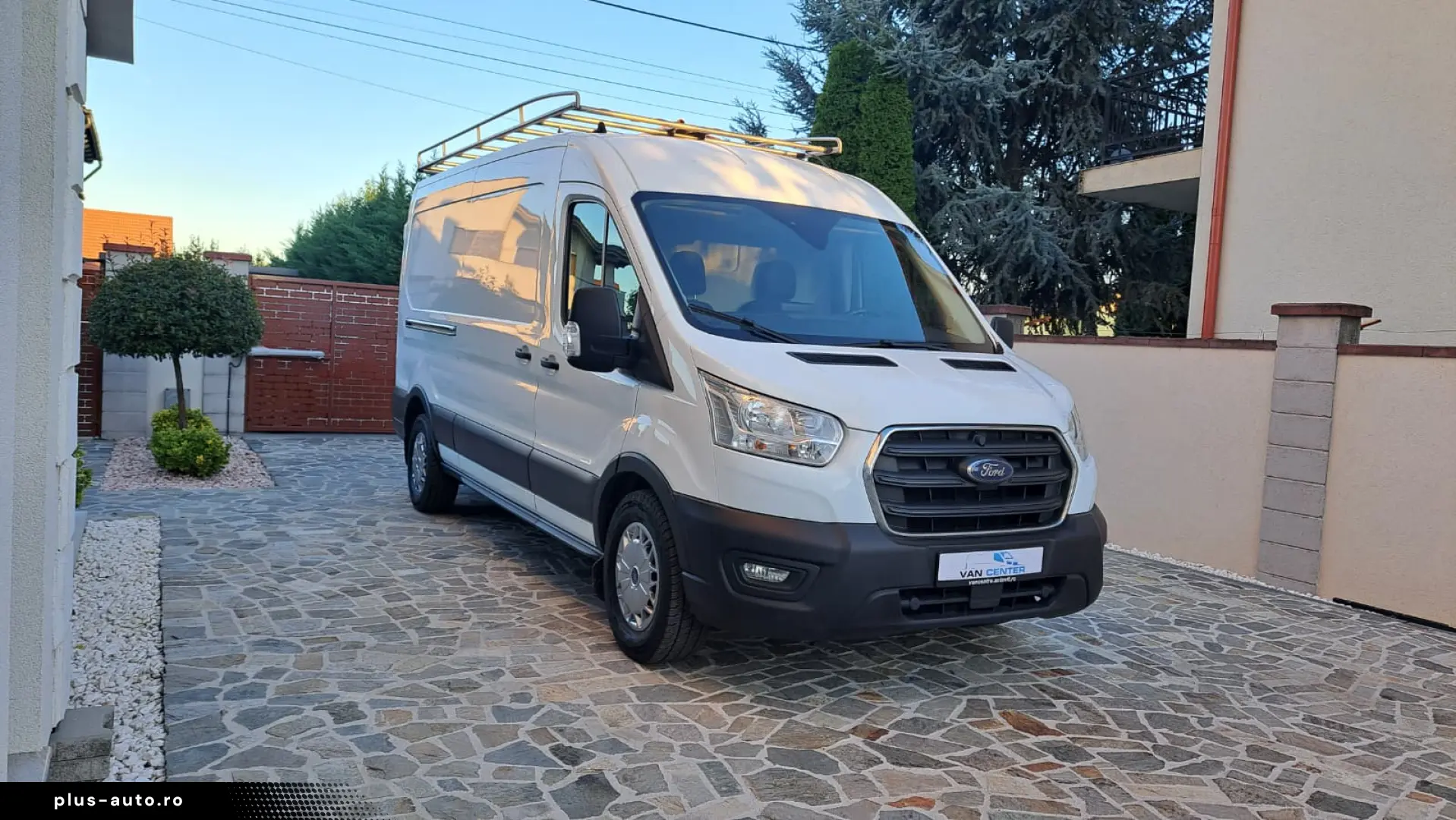 FORD TRANSIT VAN TREND L3H2 FWD
