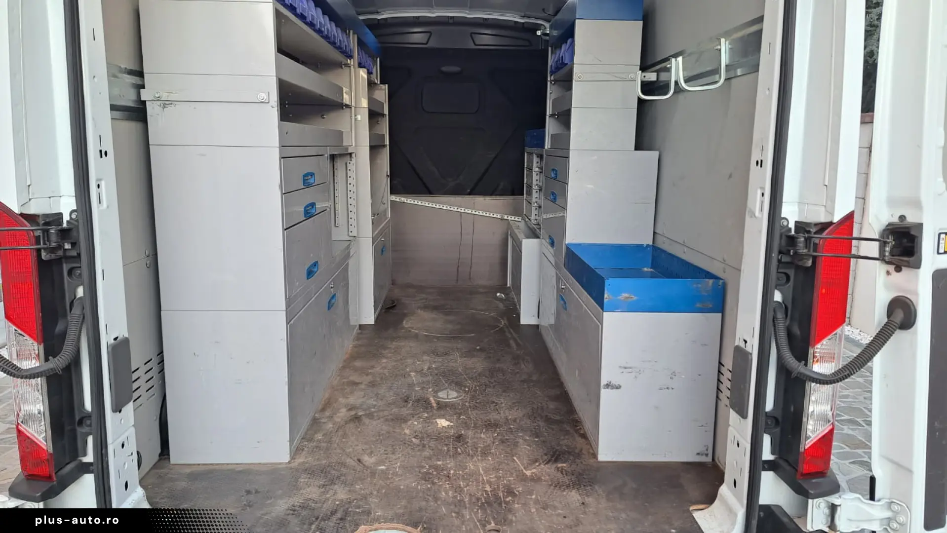 FORD TRANSIT VAN TREND L3H2 FWD