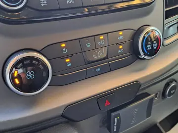 FORD TRANSIT VAN TREND L3H2 FWD