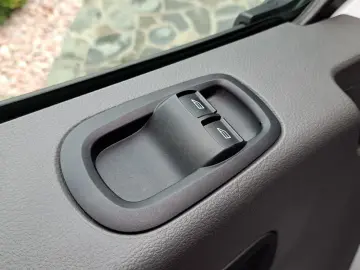 FORD TRANSIT VAN TREND L3H2 FWD