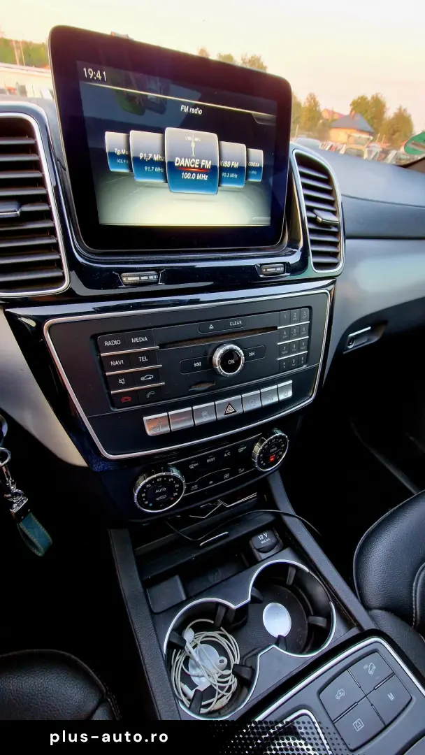 Mercedes-Benz GLS 400