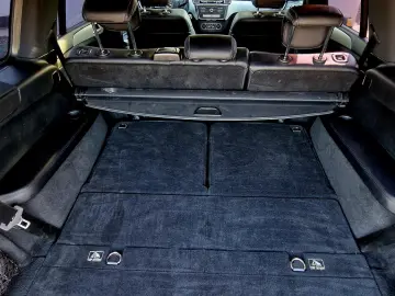 Mercedes-Benz GLS 400