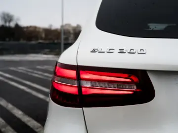 Mercedes-Benz GLC 300