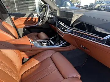 X7 xDrive40d M SPORT  ICONIC GLOW 4-Zonen-Klimaautomatik