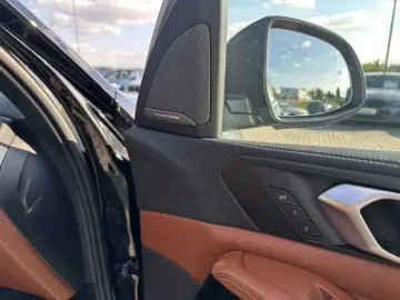 X7 xDrive40d M SPORT  ICONIC GLOW 4-Zonen-Klimaautomatik