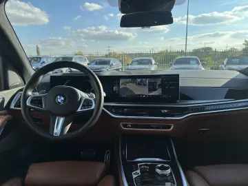 X7 xDrive40d M SPORT  ICONIC GLOW 4-Zonen-Klimaautomatik