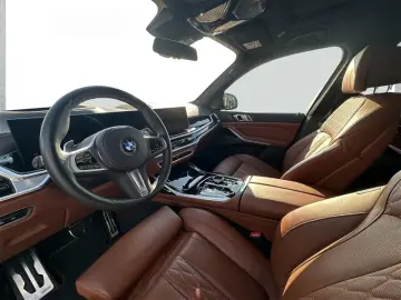 X7 xDrive40d M SPORT  ICONIC GLOW 4-Zonen-Klimaautomatik