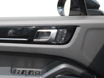 Cayenne  Abstandstempomat  Navi