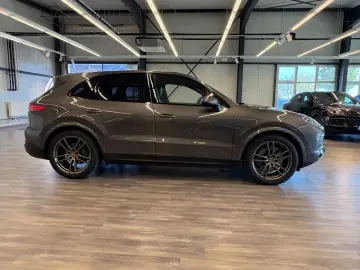 Cayenne S Luftfahr Pano Matr AHK HUD Bose Chrono