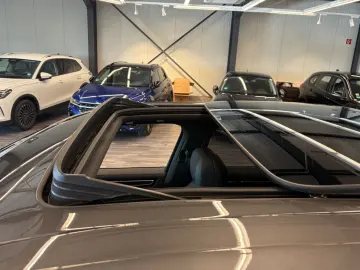 Cayenne S Luftfahr Pano Matr AHK HUD Bose Chrono