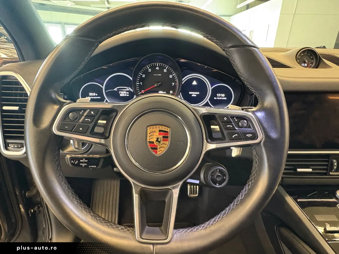 Cayenne S Luftfahr Pano Matr AHK HUD Bose Chrono