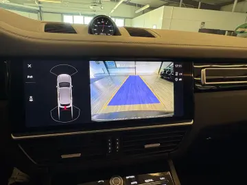 Cayenne S Luftfahr Pano Matr AHK HUD Bose Chrono