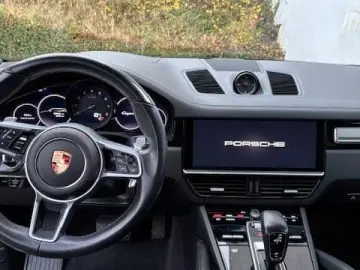 Cayenne   Platinum Edition   PORSCHE APPROVED