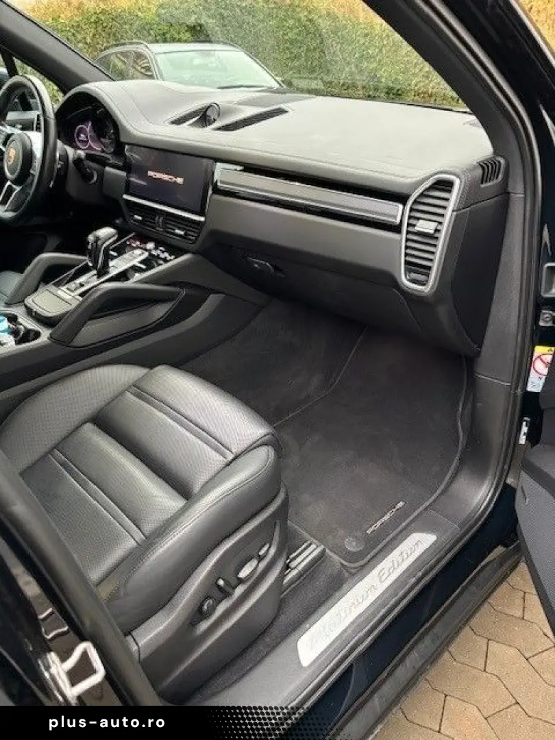 Cayenne   Platinum Edition   PORSCHE APPROVED