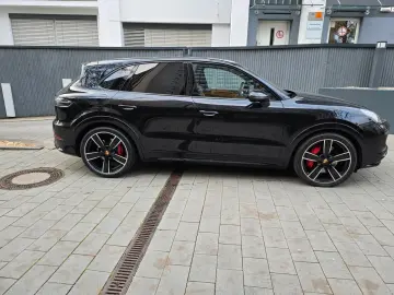 Cayenne GTS ALU22 SportDesign Luftfed HALen Pano