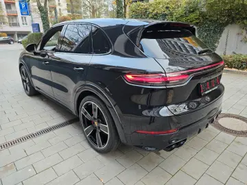 Cayenne GTS ALU22 SportDesign Luftfed HALen Pano