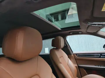 Cayenne GTS ALU22 SportDesign Luftfed HALen Pano