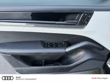 Cayenne Coupe PANO MATRIX AIRMATIC ACC MEMORY HU