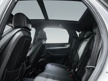 Cayenne S BOSE Standheizung Surround View PASM