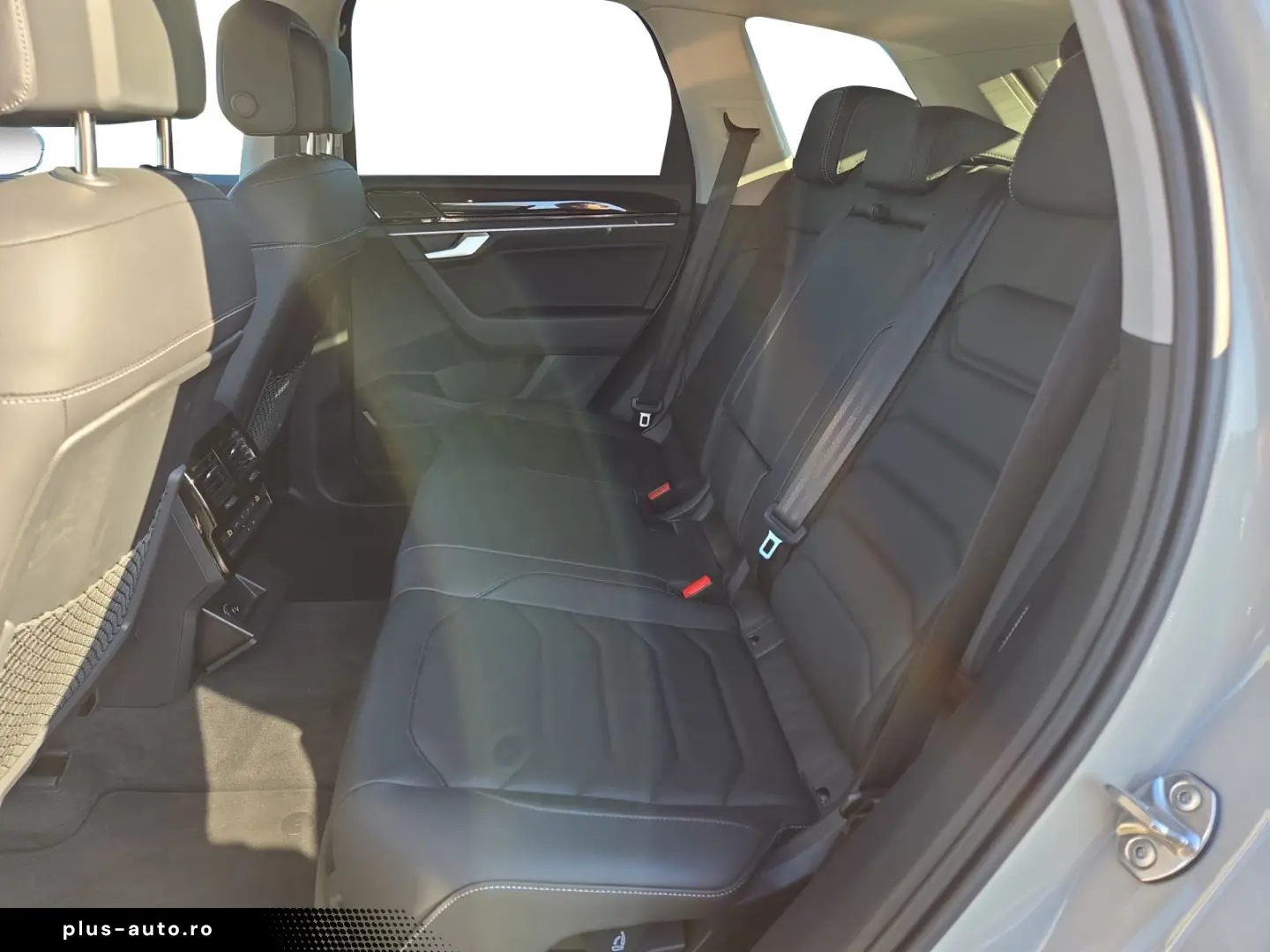 Touareg TDI  AHK KAM ACC 19 ZOLL LEDER NAVI KLIM