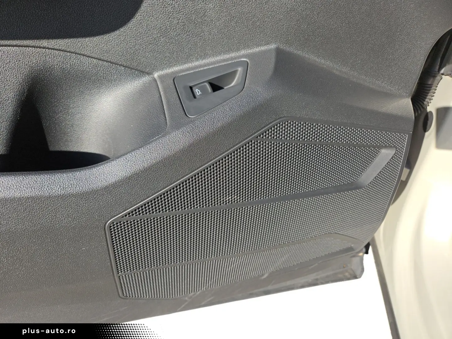 Touareg TDI  AHK KAM ACC 19 ZOLL LEDER NAVI KLIM