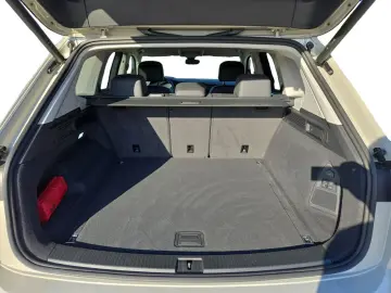 Touareg TDI  AHK KAM ACC 19 ZOLL LEDER NAVI KLIM