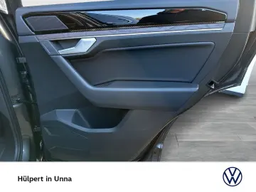 Touareg V6 ELEGANCE NEUESMODELL AHK CAM ACC LM19