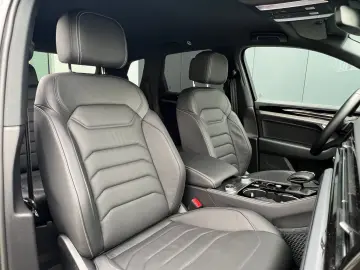 Touareg 3.0 TDI 4MOTION  AHK  Luftfederung  19 -