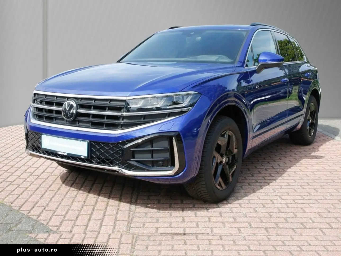Touareg 3.0 TDI 4M R-Line Pano AHK Navi VC HuD A