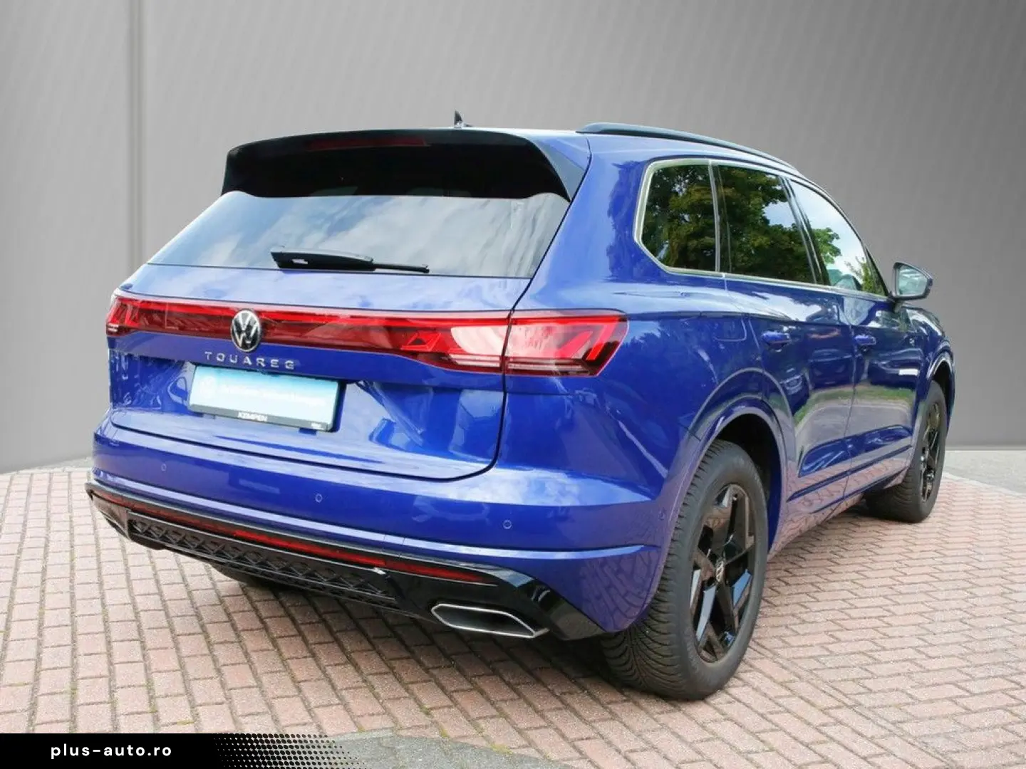 Touareg 3.0 TDI 4M R-Line Pano AHK Navi VC HuD A