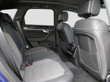 Touareg 3.0 TDI 4M R-Line Pano AHK Navi VC HuD A