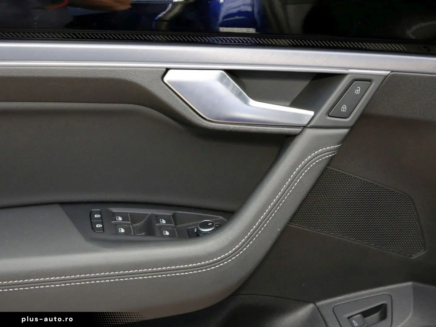 Touareg 3.0 TDI 4M R-Line Pano AHK Navi VC HuD A