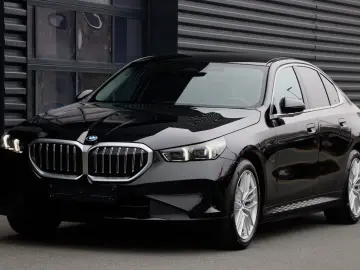 BMW 530e