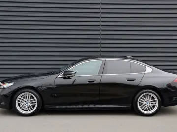 BMW 530e