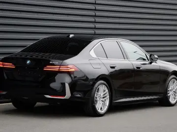BMW 530e