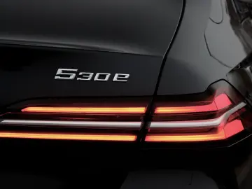 BMW 530e
