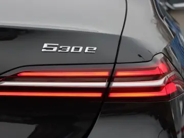 BMW 530e