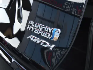 TOYOTA RAV4 2.5 PLUG IN HYBRID 4WD