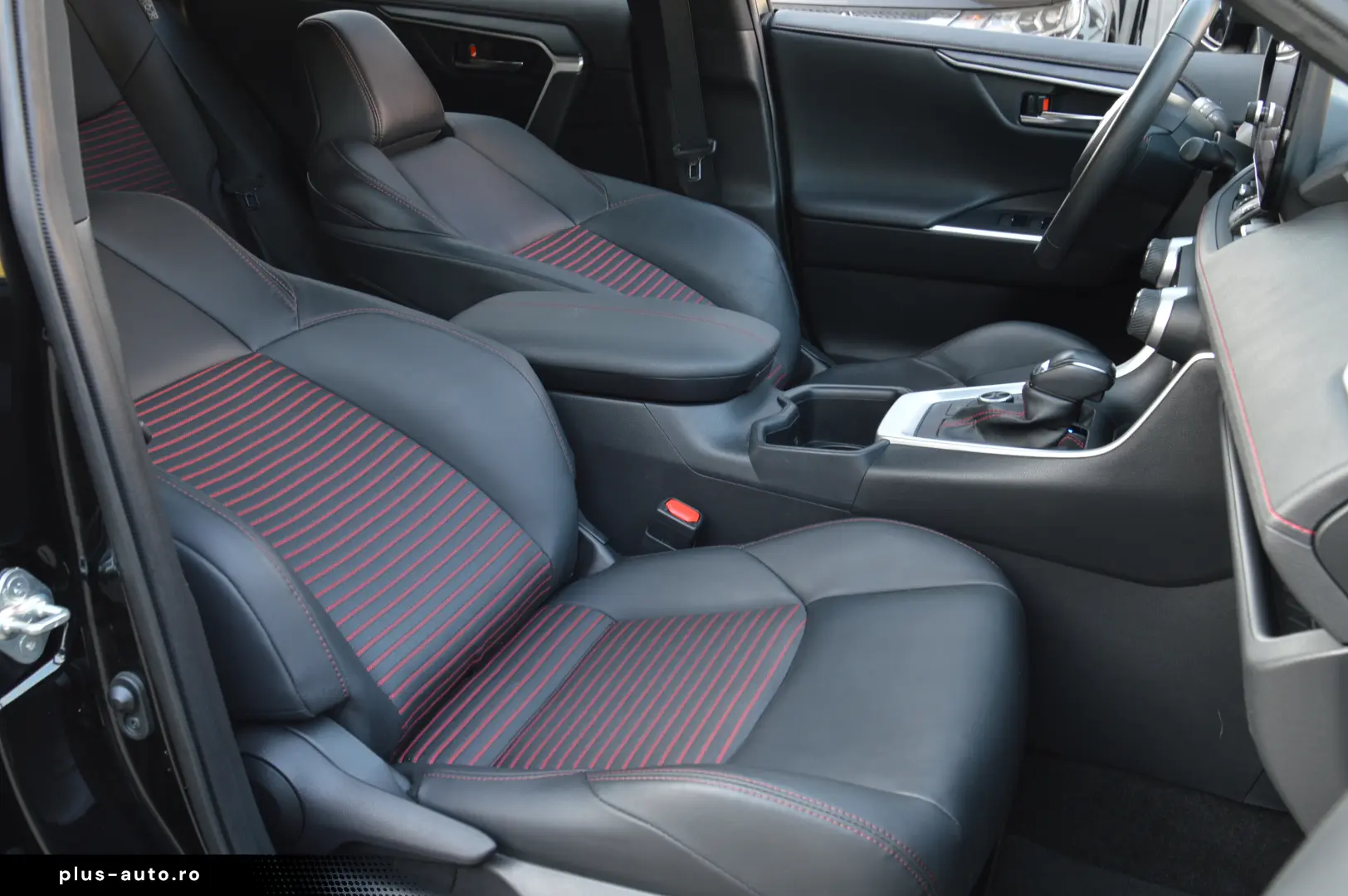 TOYOTA RAV4 2.5 PLUG IN HYBRID 4WD