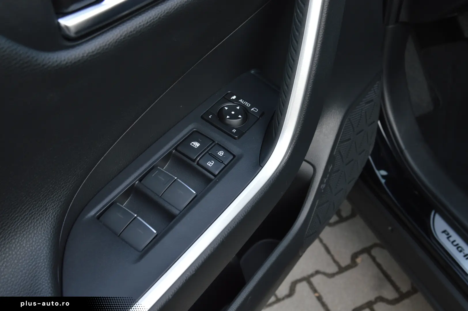 TOYOTA RAV4 2.5 PLUG IN HYBRID 4WD