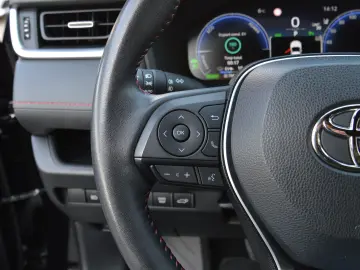 TOYOTA RAV4 2.5 PLUG IN HYBRID 4WD