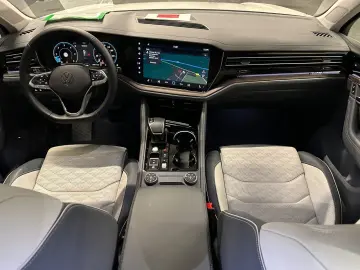 Touareg V6 TDI 4Motion Elegance  LUFT Standhzg