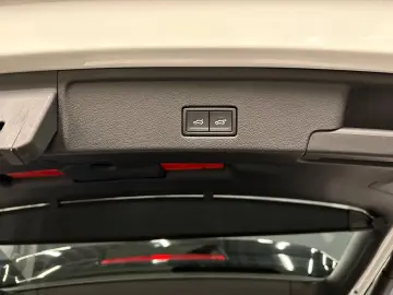 Touareg V6 TDI 4Motion Elegance  LUFT Standhzg