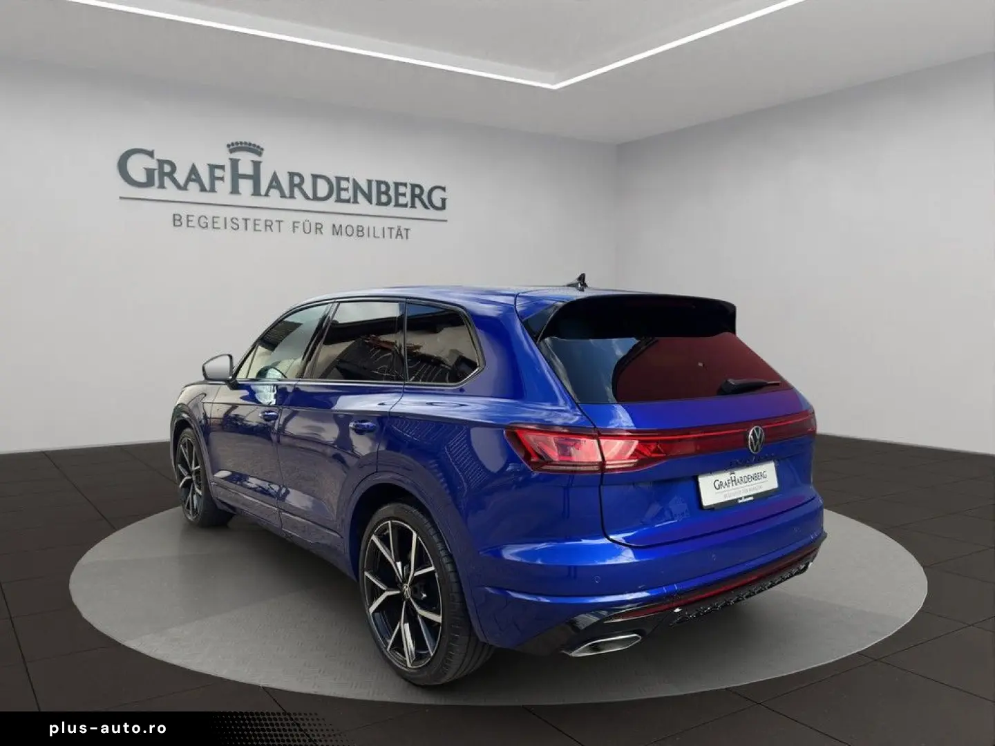 Touareg R-Line Black Style 4M TDI Tiptr. AHK