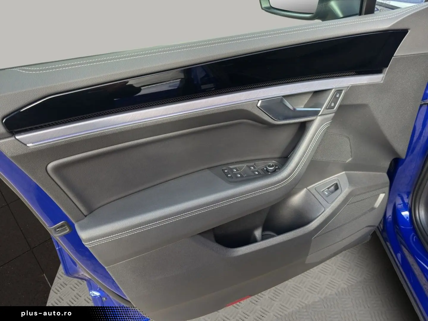 Touareg R-Line Black Style 4M TDI Tiptr. AHK