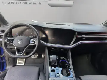 Touareg R-Line Black Style 4M TDI Tiptr. AHK