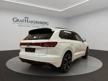 Touareg 3.0 TDI 4Motion R-Line Pano AHK Navi ACC