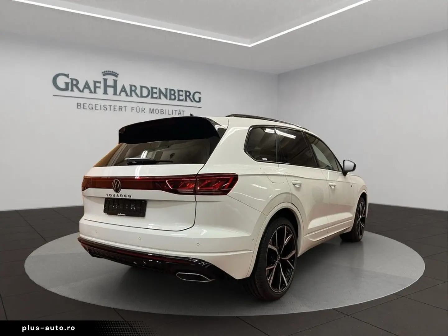 Touareg 3.0 TDI 4Motion R-Line Pano AHK Navi ACC