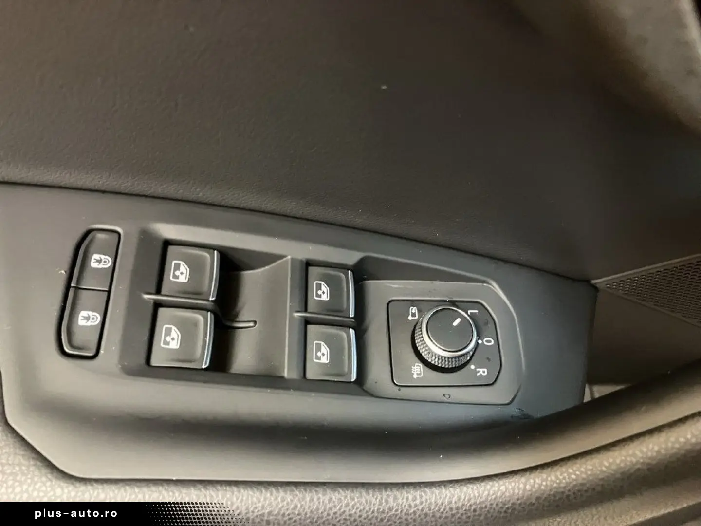 Touareg 3.0 TDI 4Motion R-Line Pano AHK Navi ACC